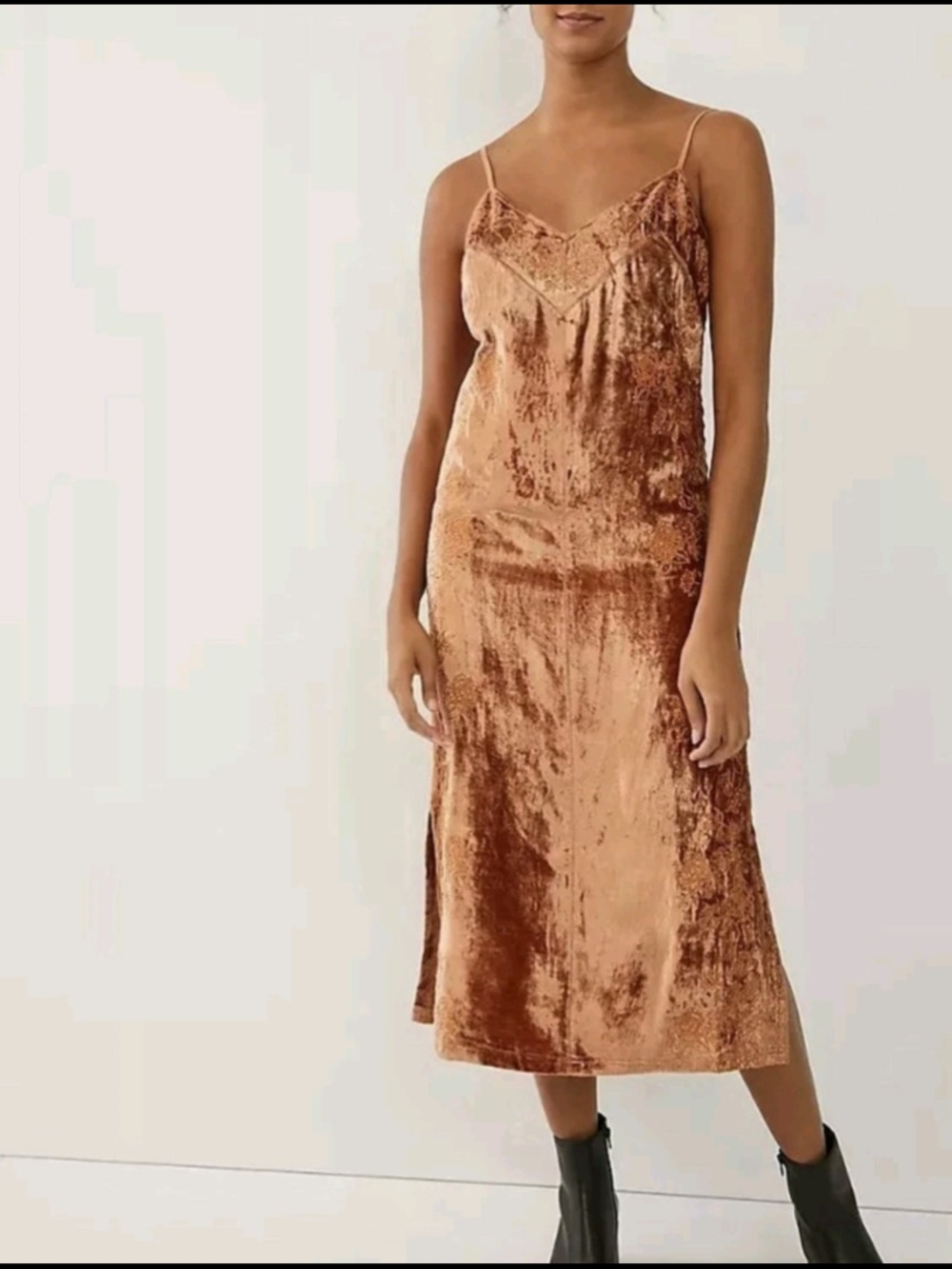 Anthropologie Lucie Velvet Embroidered Dress 

Size 10